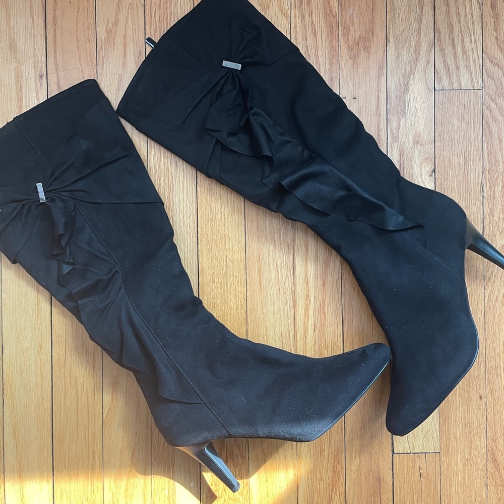 Black boots